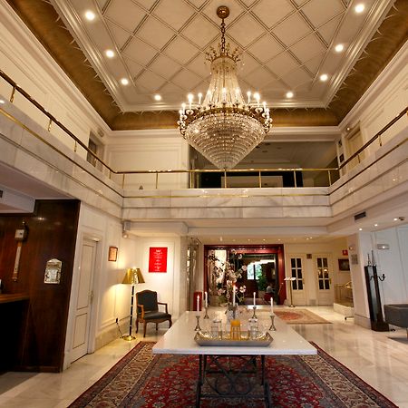 Hotel Lopez De Haro Bilbao Exterior foto Lobby