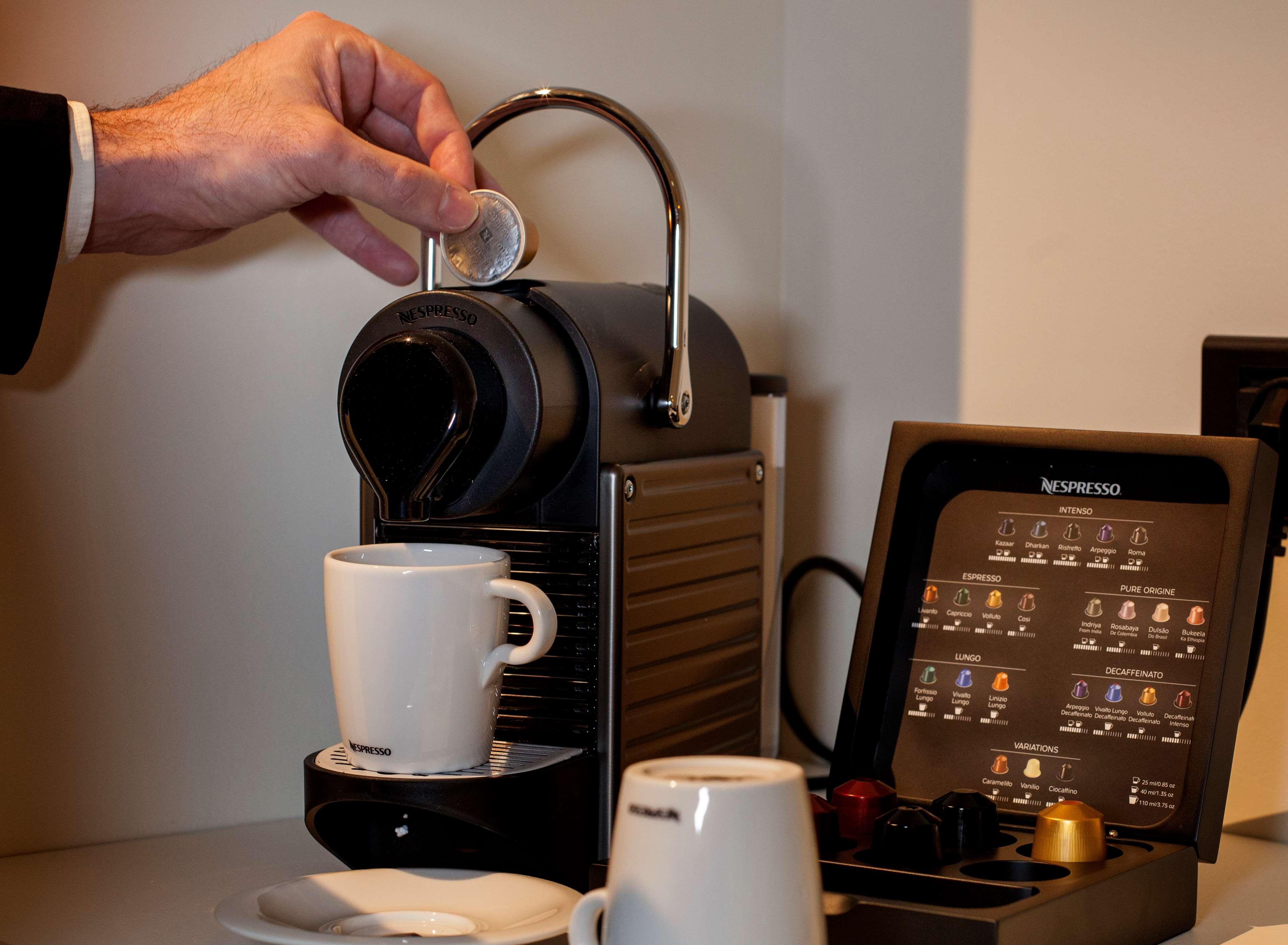 Hotel Lopez De Haro Bilbao Exterior foto A Nespresso machine