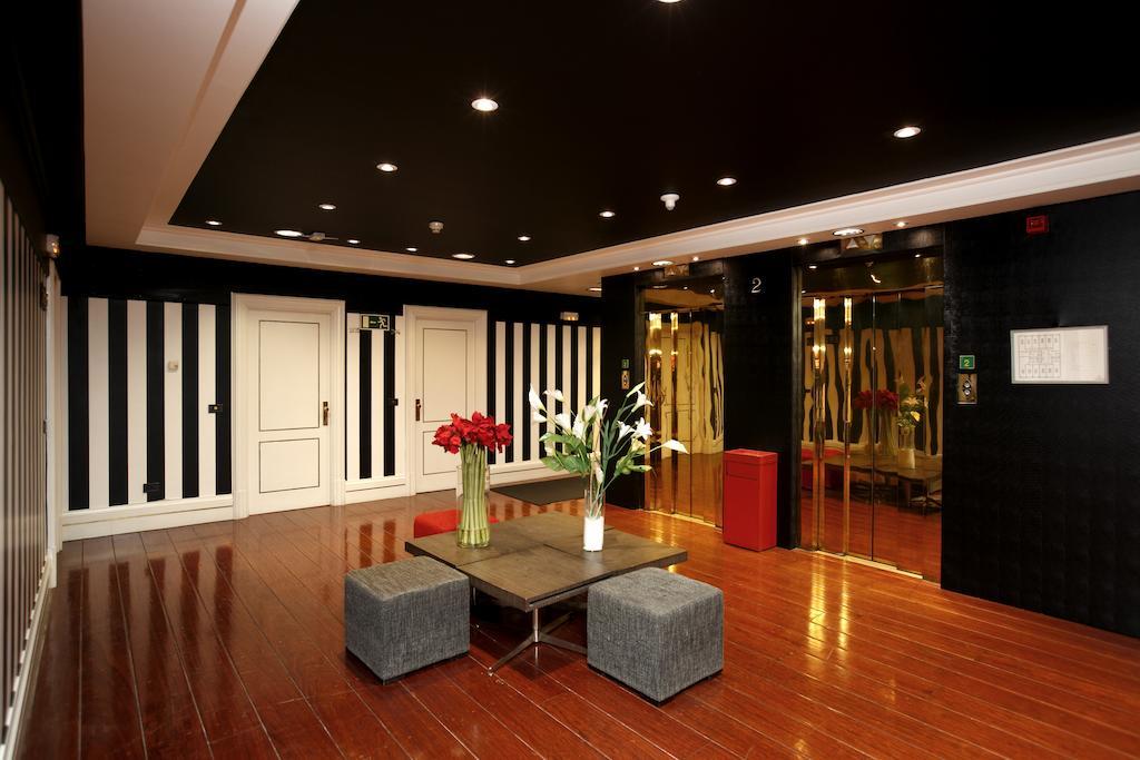 Hotel Lopez De Haro Bilbao Exterior foto Lobby