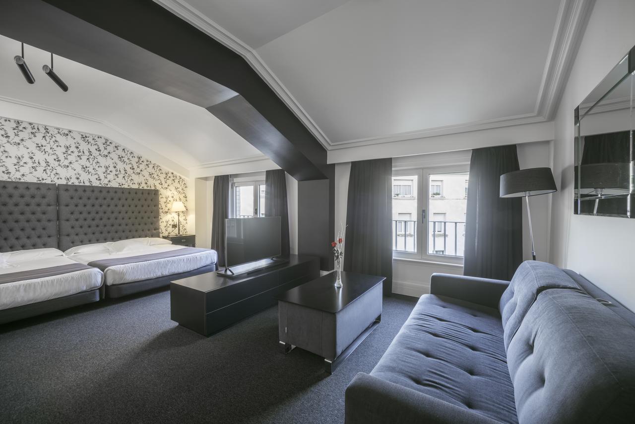 Hotel Lopez De Haro Bilbao Exterior foto Suite